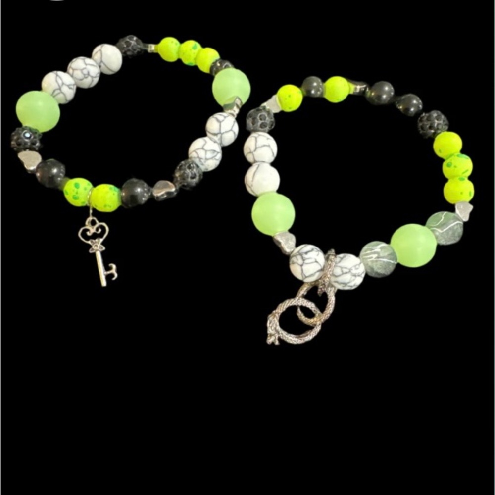 Halloween Glass beads Charm bracelet set * glow in the dark beads *